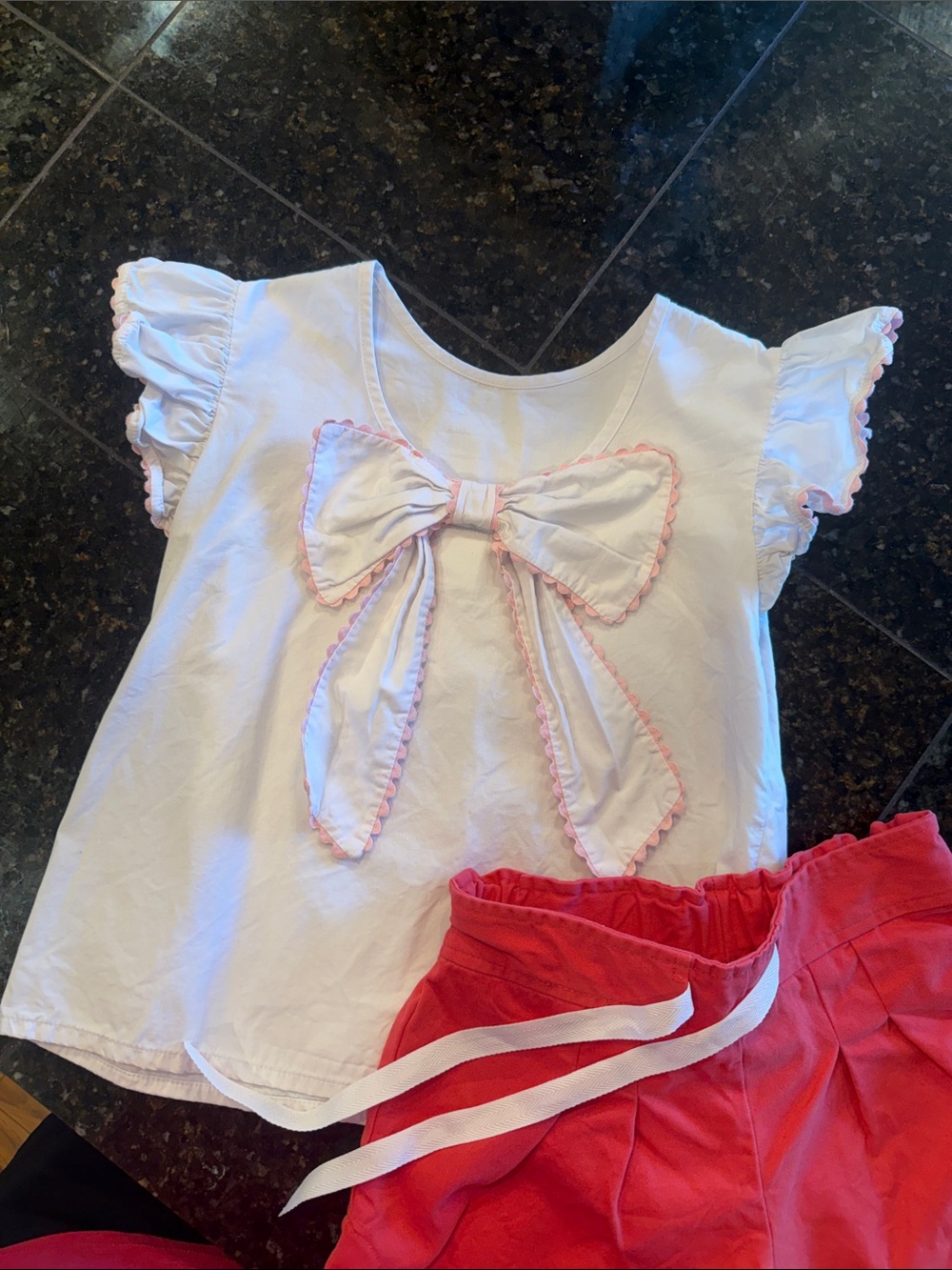 bella bliss White Top with Coral Pink Shorts Kids Matching Set - Picture 2 of 2